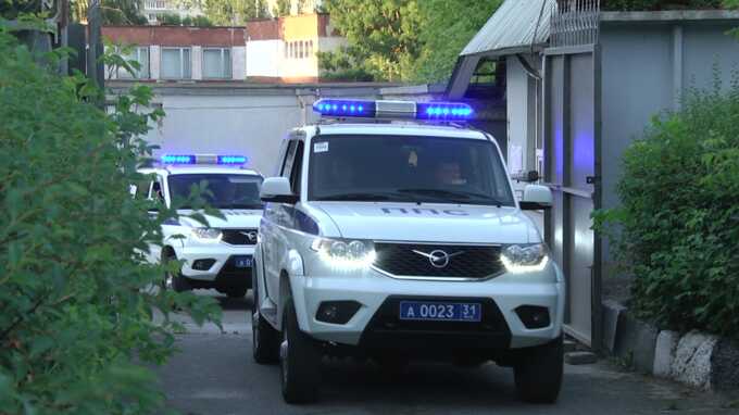 Бывший сотрудник ППС оказался вовлечён в инцидент со взрывом в жилом доме после конфликта, связанного с ДТП