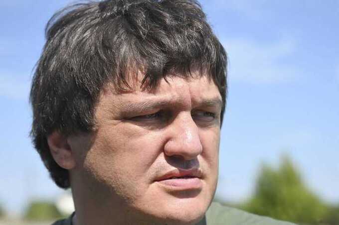 Участник уголовного разбирательства оказался на трибуне рядом с президентом