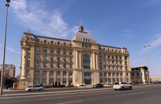Великобритания вводит санкции против азербайджанского танкера за транспортировку российской нефти