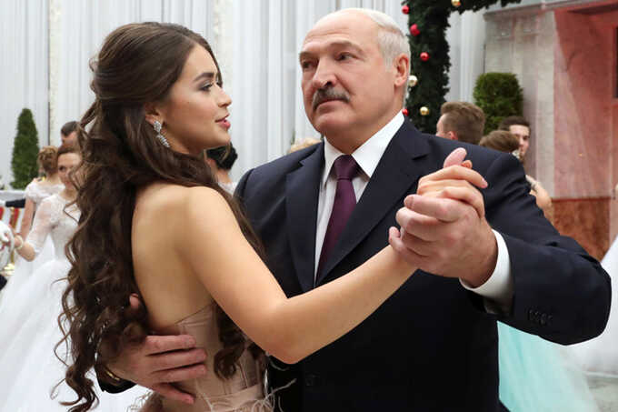 От фавориток до влиятельных фигур: как бывшие спутницы Лукашенко строят карьеру и зарабатывают деньги