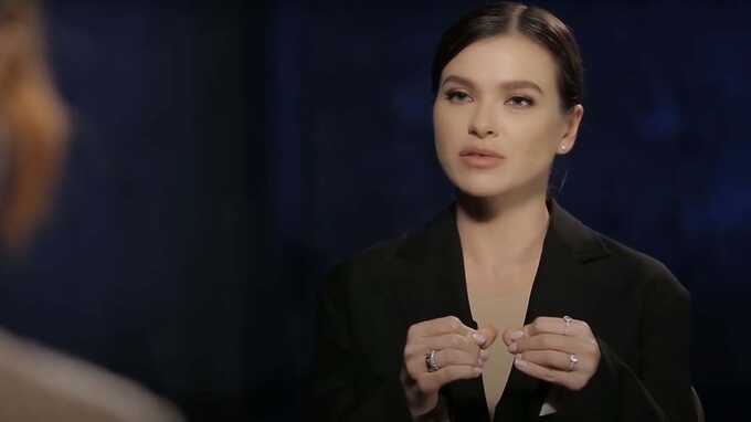Елена Темникова продала свой роскошный коттедж из-за налоговых сложностей