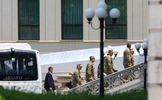 Украинская делегация прибыла на место проведения переговоров в Стамбуле
