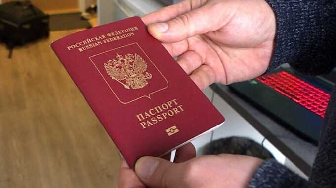 Гражданин России оказался в затруднительном положении во Вьетнаме после того, как у него украли байк, затем его избили, и у него изъяли документы, оставив без паспорта