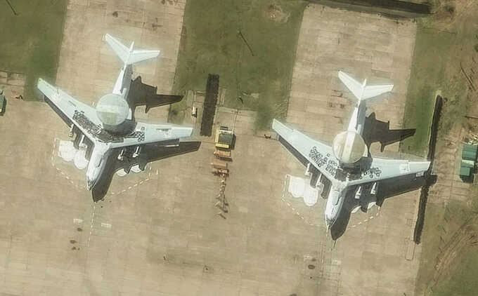 Украина продемонстрировала удары по самолёту А-50 и бомбардировщикам в ходе операции «Паутина»