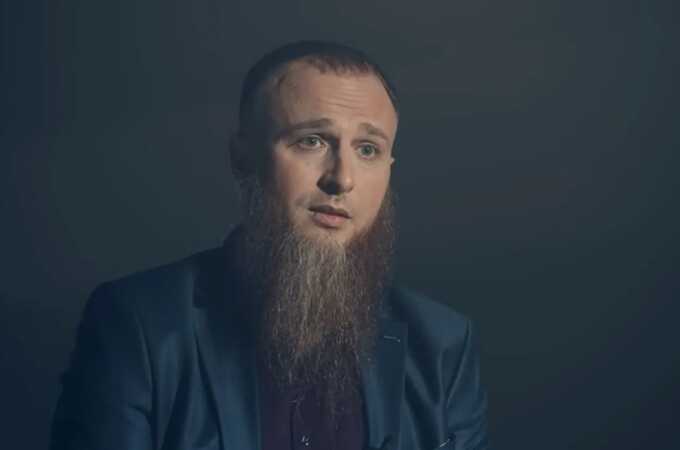 В отношении многоженца Ивана Сухова была начата проверка после обвинений в домогательствах, выдвинутых его дочерью