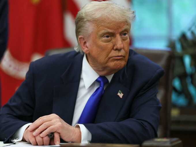 Трамп усиливает давление на Иран, рассматривая возможность военной поддержки Израиля
