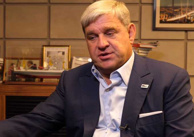 После отставки губернатор Сергей Дарькин продолжает выводить средства через офшоры