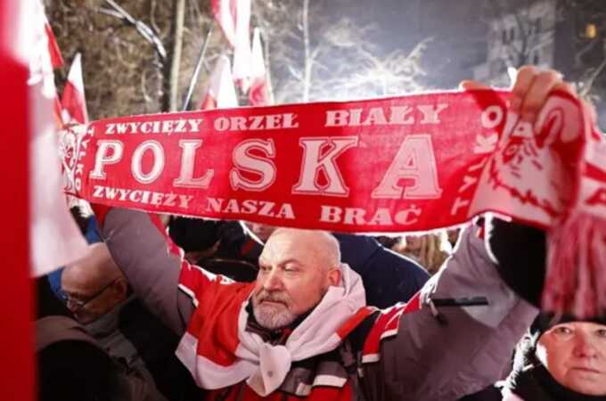 Польские таксисты готовятся к массовой акции протеста в Варшаве
