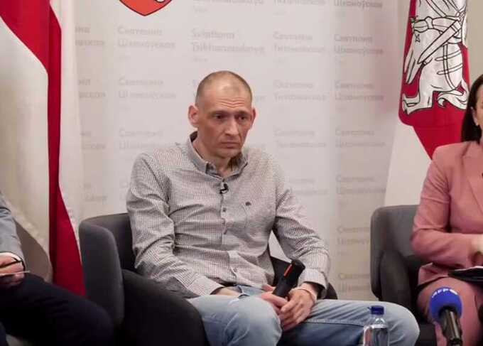 Эмоции Тихановского взяли верх на брифинге из-за воспоминаний о детях